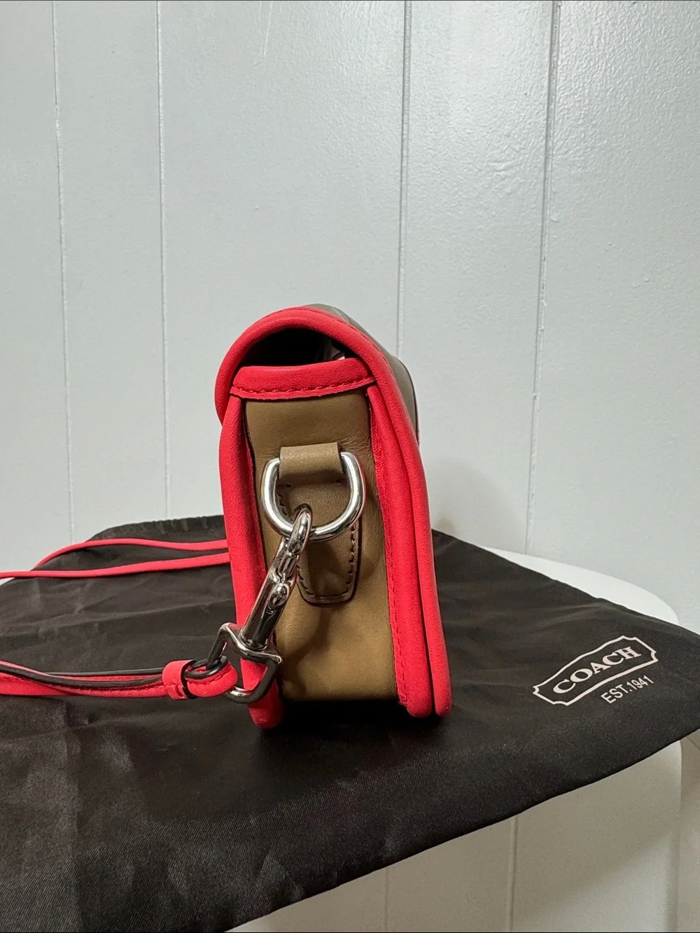 Coach legacy archive crossbody purse bag tab and bright pink leather - Picture 3 of 11